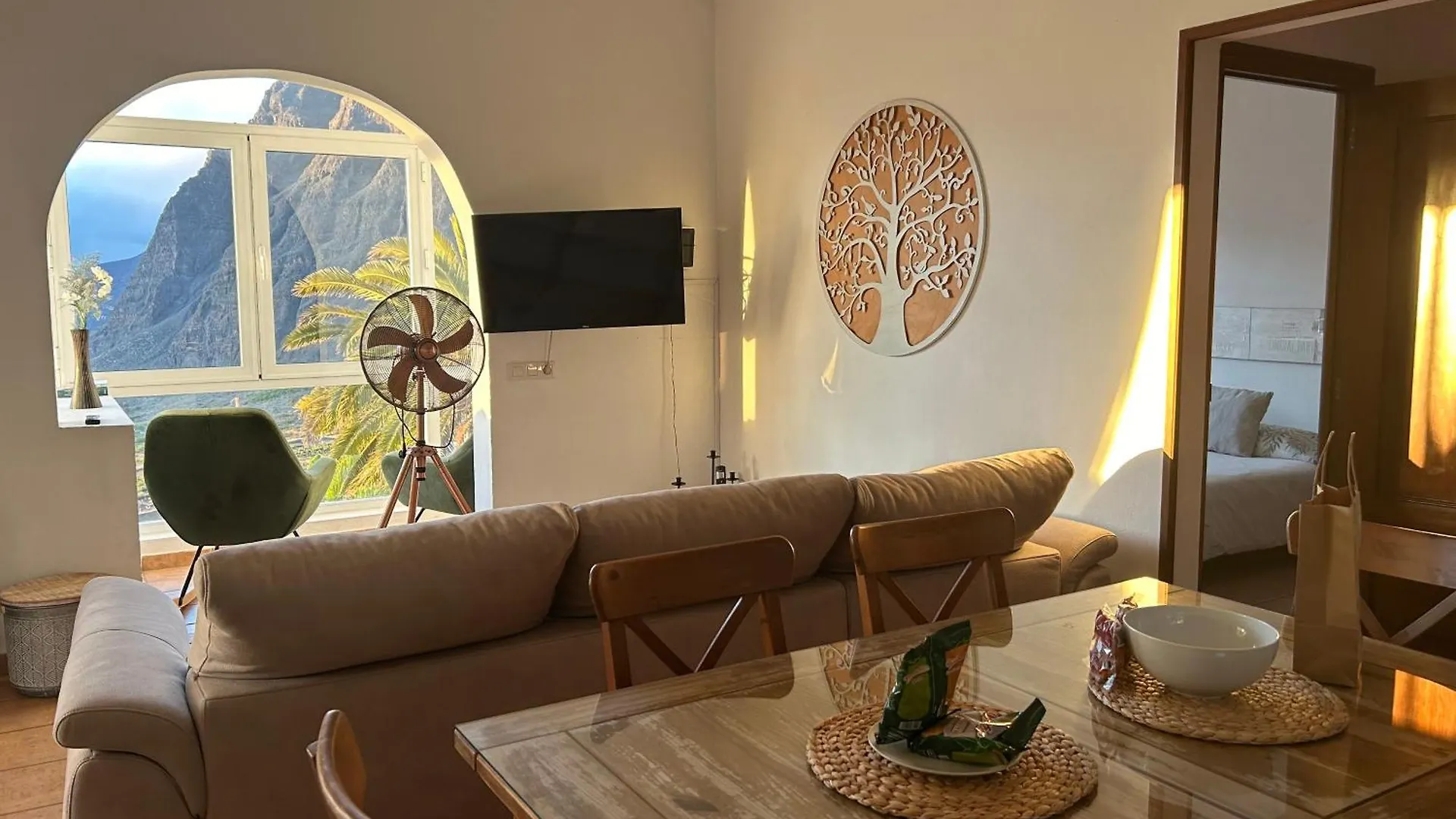 Casa Villamaravilla, la tranquila diferencia La La Frontera